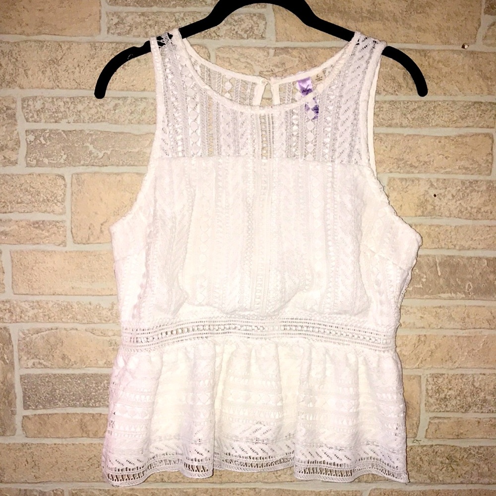 ✅Alya Sleeveless Lace Crop Style Top